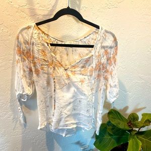 White flower Lucky Brand (medium)
